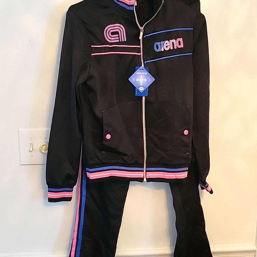 Arena jumpsuit set, new!